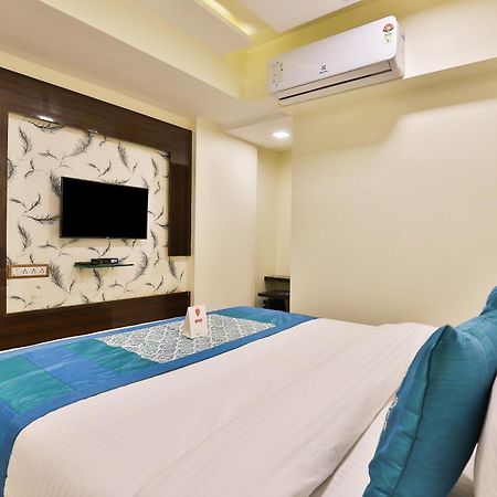 Hotel O Red Apple Ahmedabad Extérieur photo
