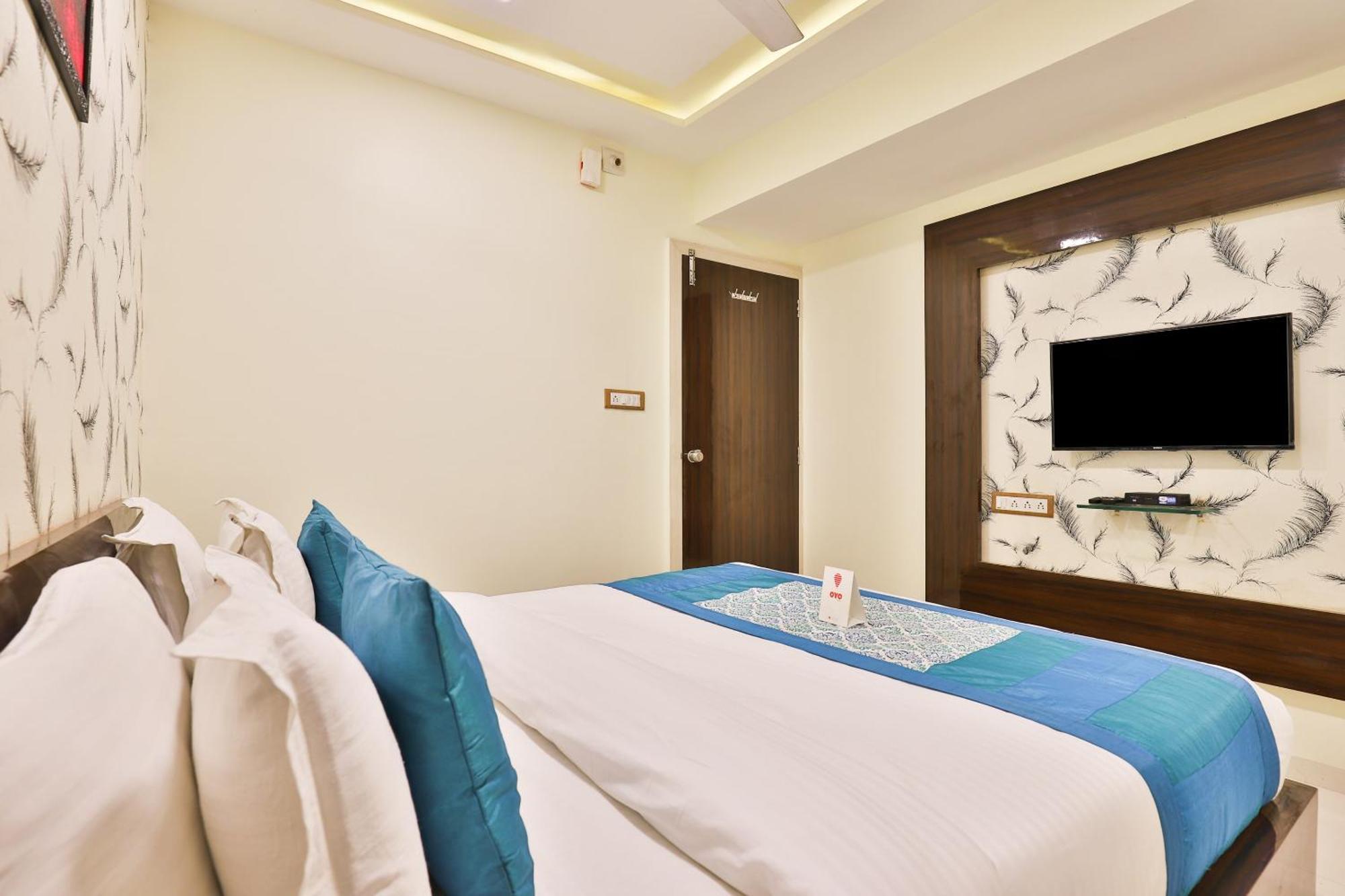 Hotel O Red Apple Ahmedabad Extérieur photo