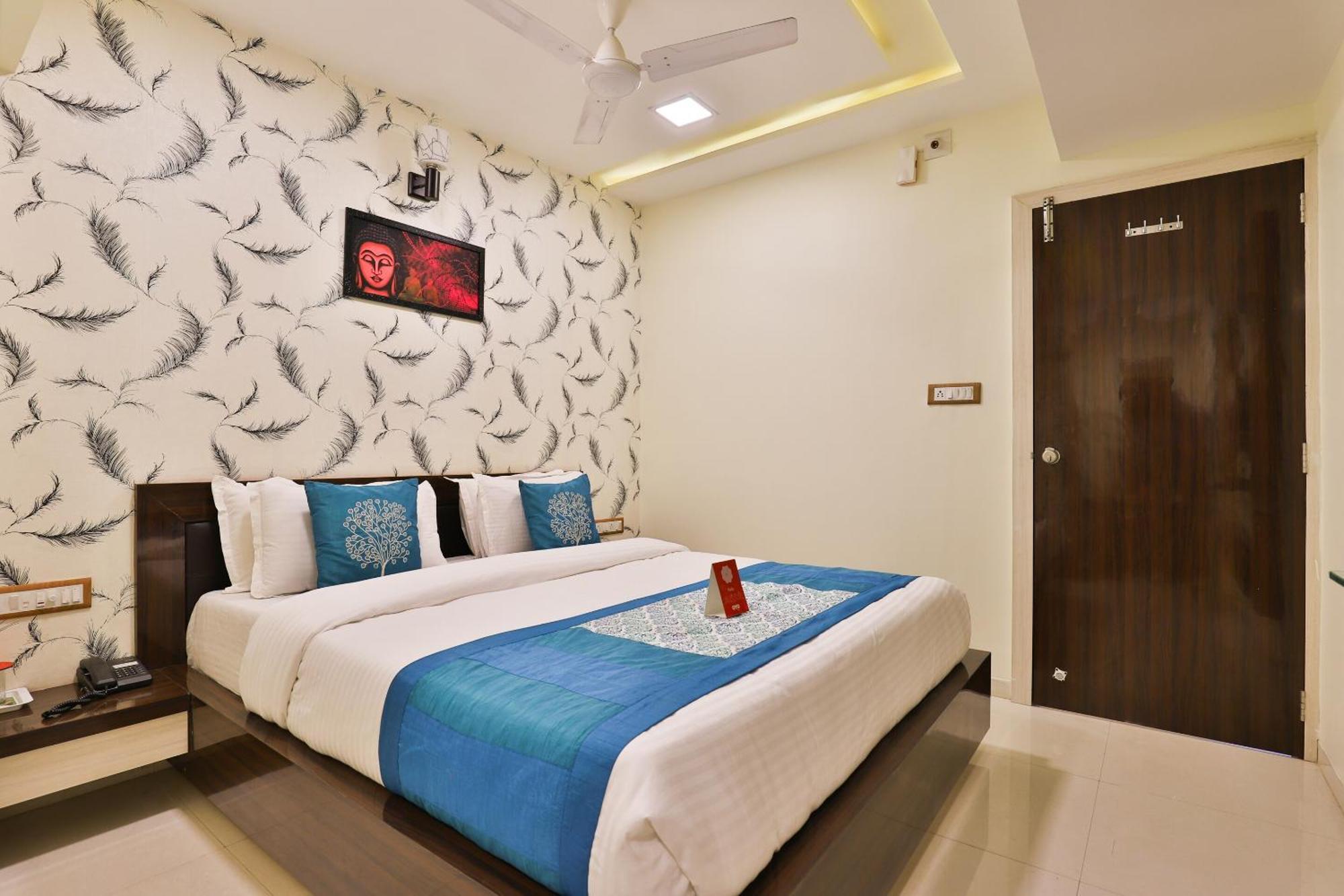 Hotel O Red Apple Ahmedabad Extérieur photo