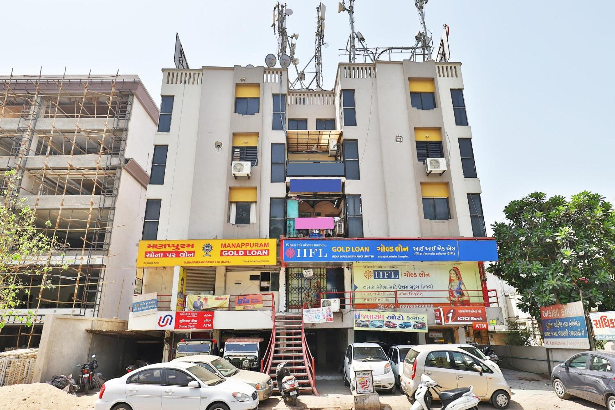 Hotel O Red Apple Ahmedabad Extérieur photo